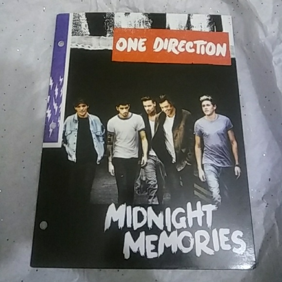 1D folder - Picture 1 of 3
